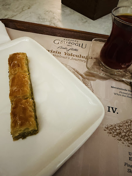 Karaköy Güllüoğlu photo 10