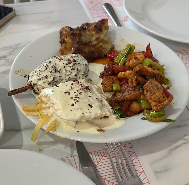 Mavi Kıyı Balıkçısı photo 3